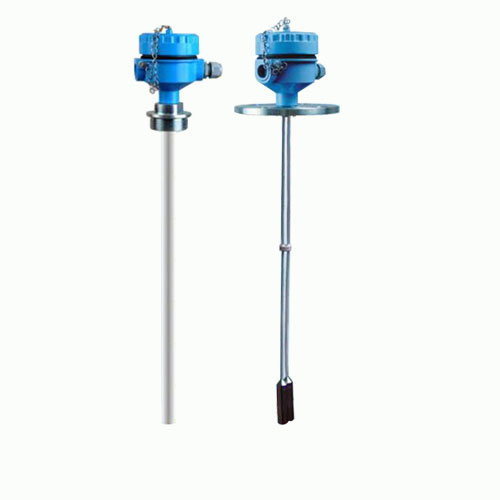 CAPACITANCE LEVEL TRANSMITTER